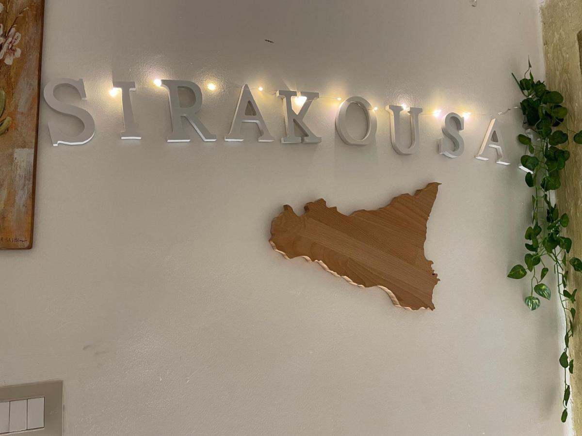 Sirakousai Sweet Home Syracuse Exterior photo